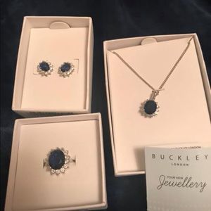 Buckley Jewelry Set
